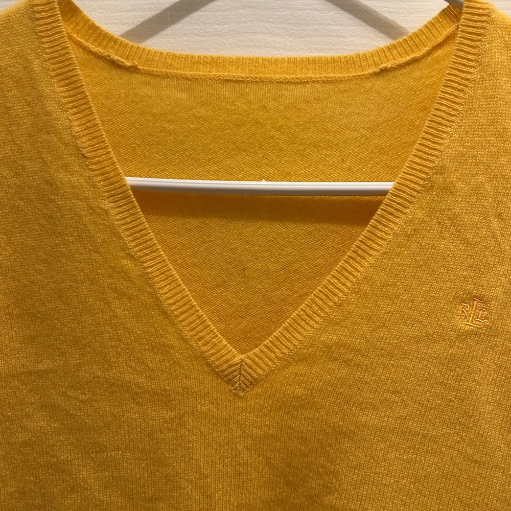 Ralph Lauren yellow V-Neck Cashmere Sweater